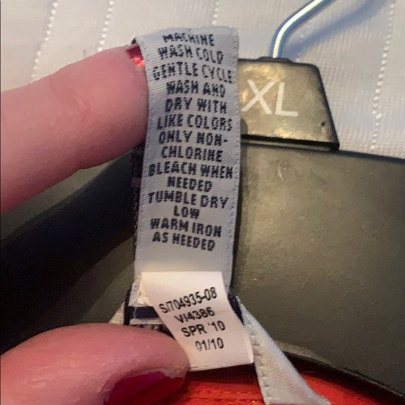 🔥3/$10 XL BananaRepublic orange button blouse - Picture 3 of 6